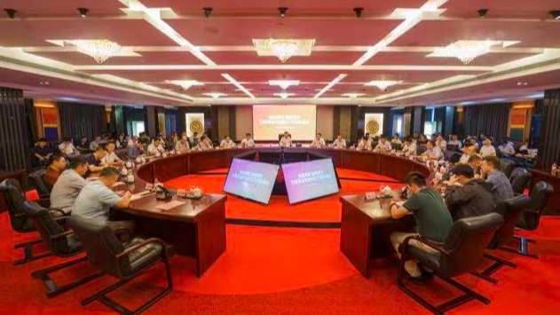 半年度经营会全景.jpg